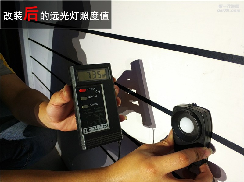 中山奧迪老A6L透鏡老化燈光不亮 升級(jí)海拉五雙光透鏡輕松解決！——清風(fēng)車(chē)影燈改