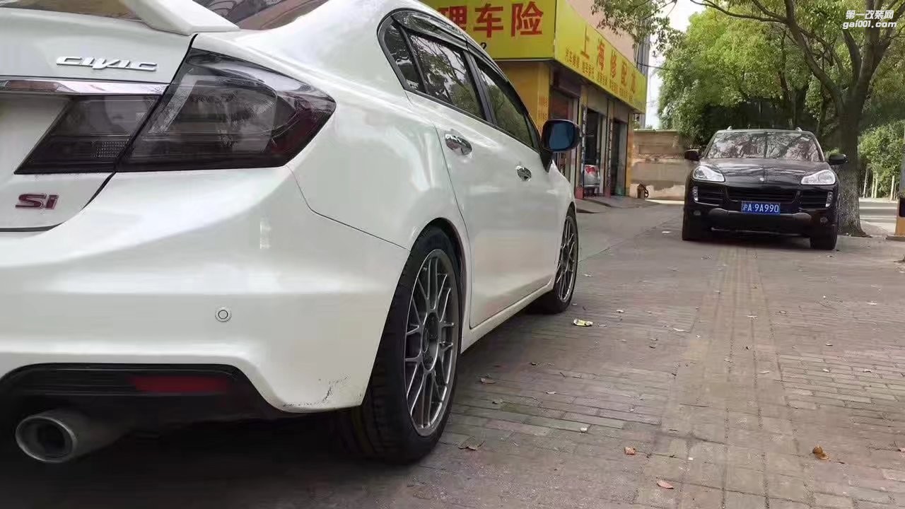 本田，換 BBS RC 18寸 ????