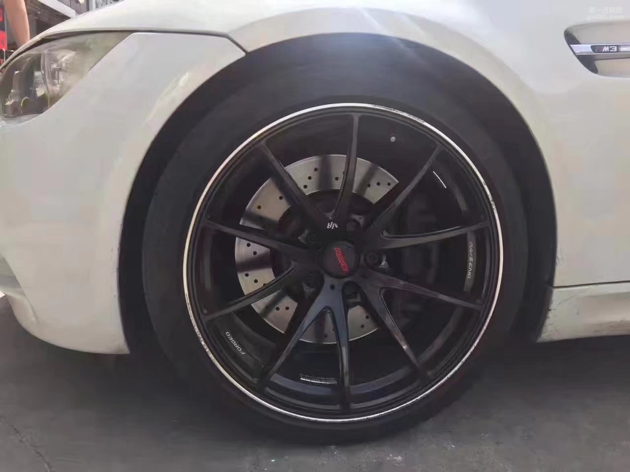寶馬，換 RAYS G25 ，19寸 完工！