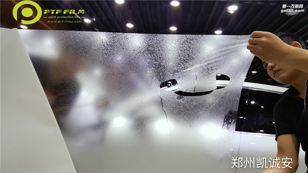 鄭州保時捷macan貼PTF專車專用透明膜效果圖