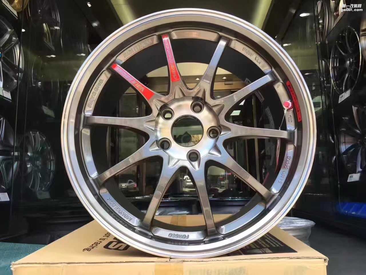 全新，鍛造 RAYS CE28 SL   18寸x8.5J ET44  5×112