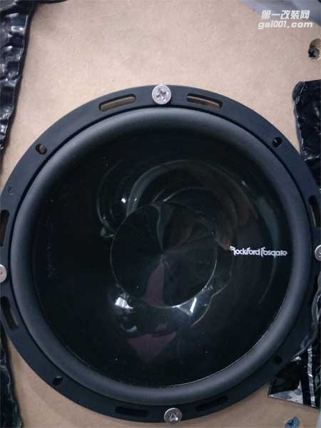 青海西寧汽車音響改裝—豐田漢蘭達(dá)改裝音響全車升級(jí)-西寧精藝精作品