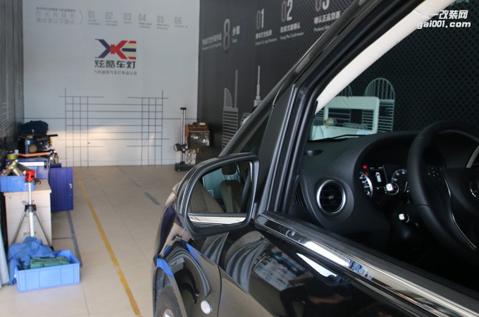 奔馳威霆VITO改燈廣州炫酷車燈升級燈光