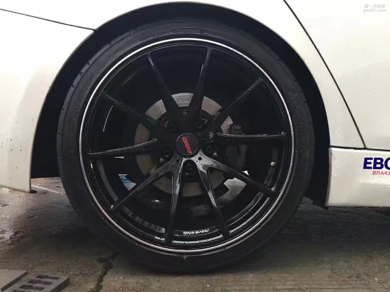 寶馬，換 RAYS  G25 ，19寸 完工！