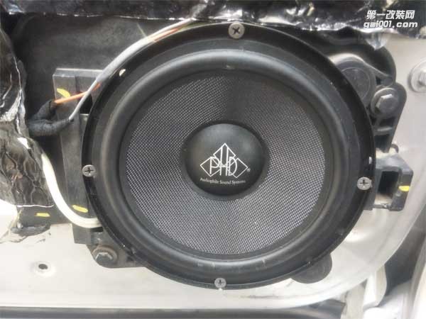 　我說(shuō)這個(gè)很火你還不信？別克GL8改裝意大利PHD—西寧精藝精汽車音響改裝案例