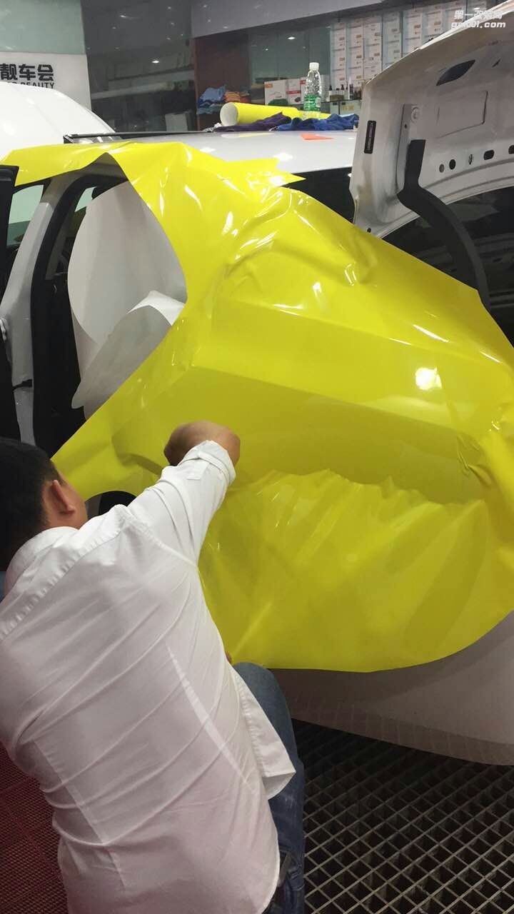 四川成都車衣裳凱迪拉克ATS亮檸檬黃G060汽車改色貼膜
