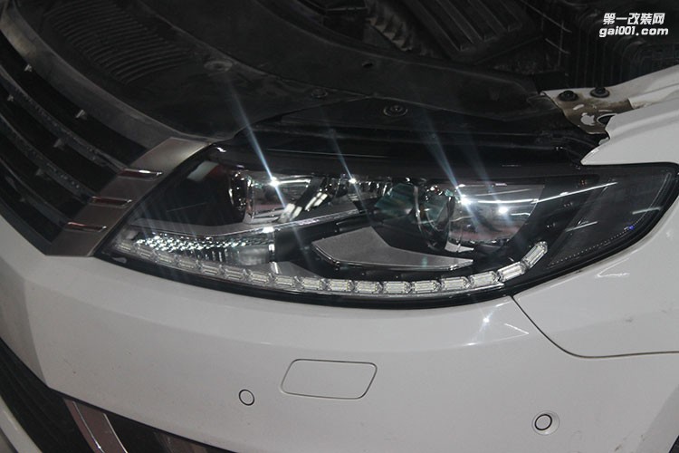 大眾朗逸改裝大燈改裝透鏡氙氣燈日行燈惡魔眼