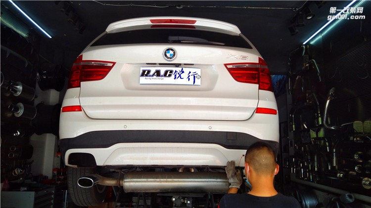 成都銳行寶馬X3改裝雙邊方口排氣，卡宴尾喉