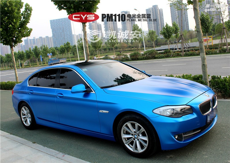 寶馬電光金屬藍(lán)車身貼膜圖片鄭州凱誠(chéng)安