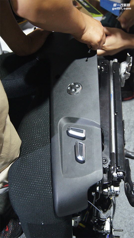 丰田卡罗拉电动座椅改装
