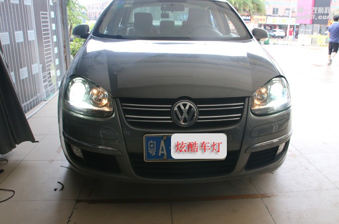 廣州速騰炫酷車燈改燈 速騰汽車大燈改裝燈光升級氙氣燈