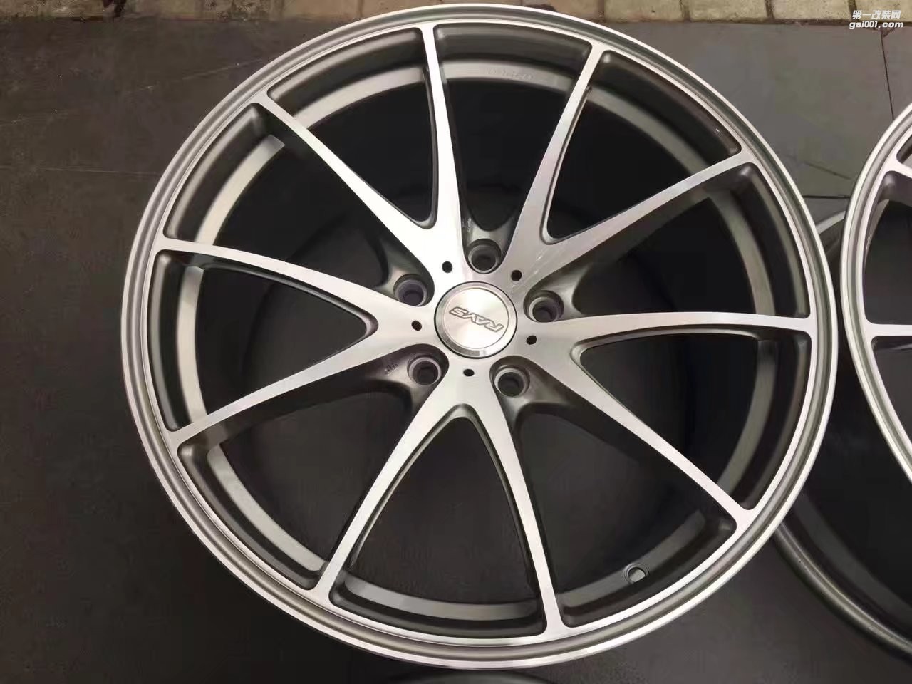 寶馬，裝 RAYS  G25 完工！  ????