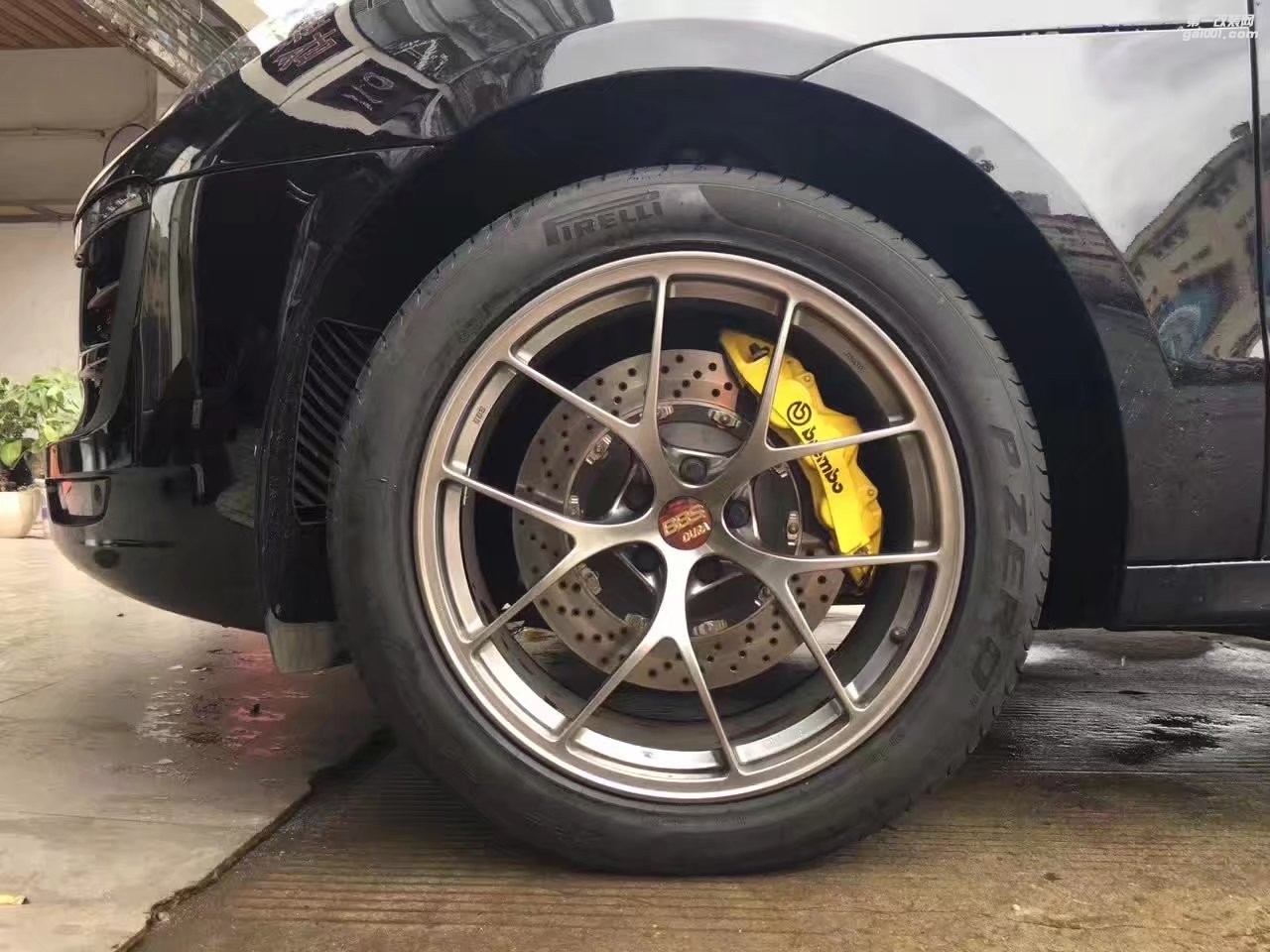 保時捷 Macan 換 全新 BBS RID ?倍耐力 PO
