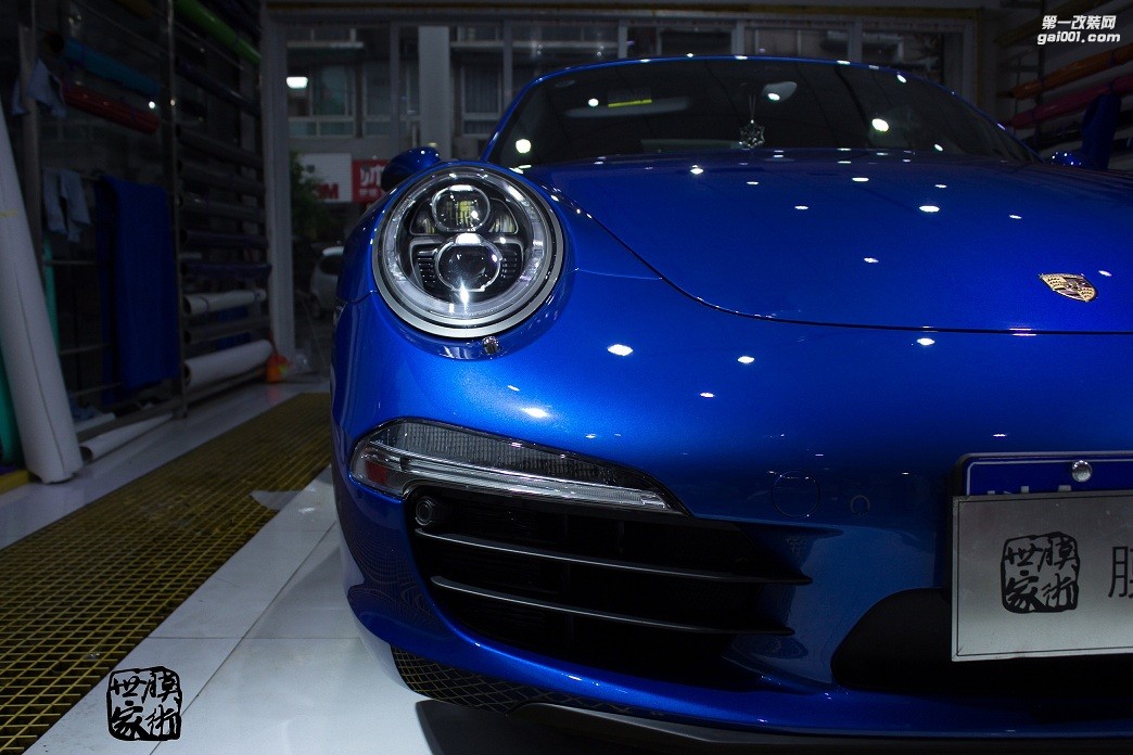 成都新買(mǎi)保時(shí)捷911全車(chē)施工車(chē)身透明膜，隱形車(chē)衣