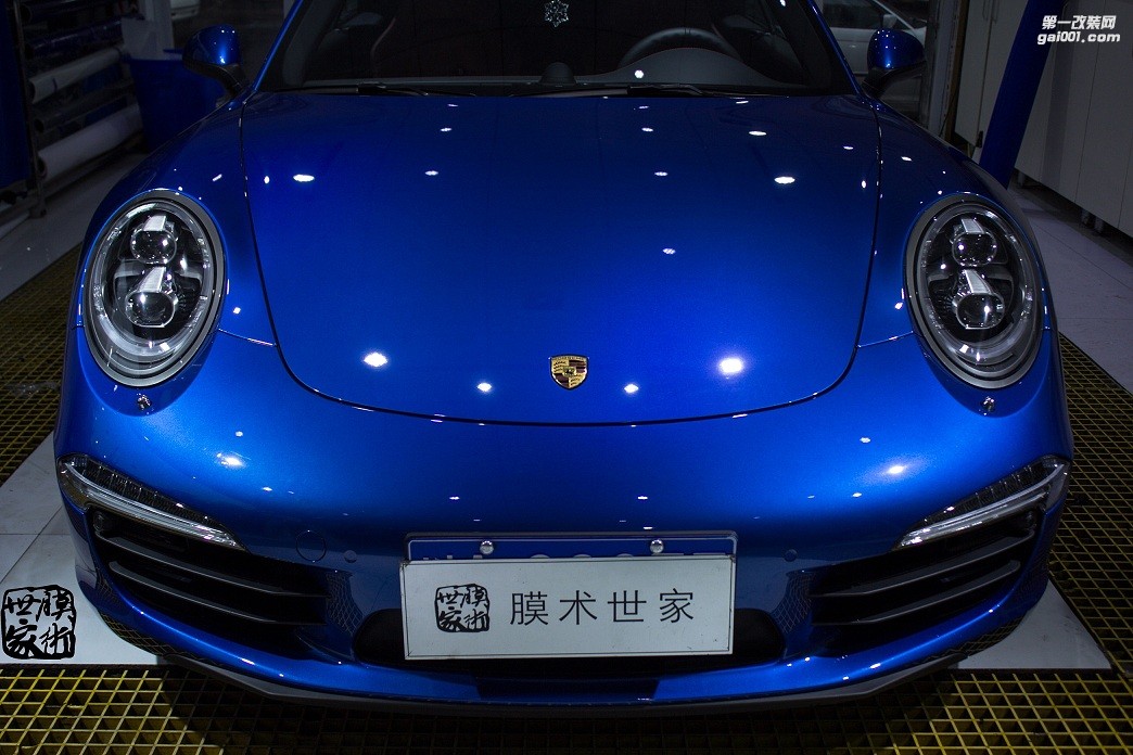 成都新買(mǎi)保時(shí)捷911全車(chē)施工車(chē)身透明膜，隱形車(chē)衣