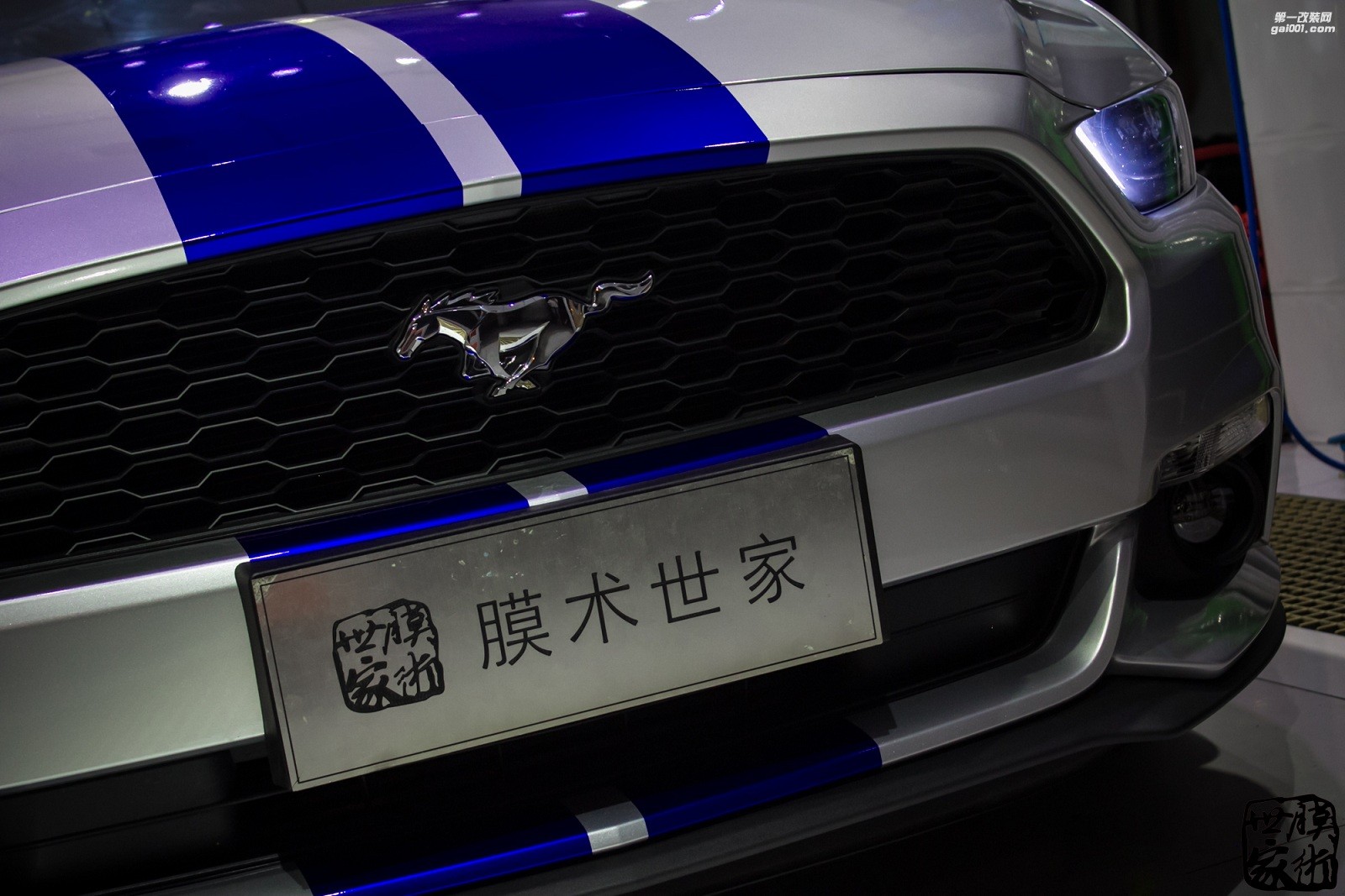 成都野馬全車施工車身改色膜 透明膜 隱形車衣 犀牛皮