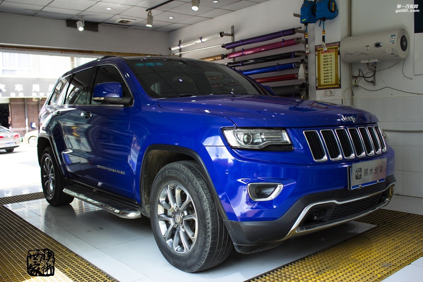 成都JEEP大切諾基全車施工車身改色膜 透明膜 犀牛皮 隱形車衣