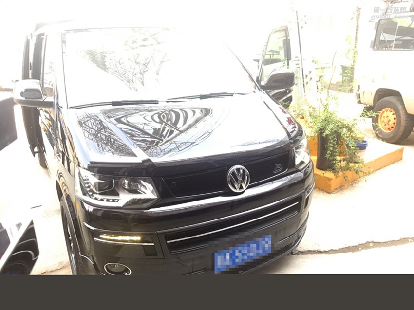 河南商務(wù)車內(nèi)飾改裝基地/鄭州大眾凱路威內(nèi)飾改裝廠家