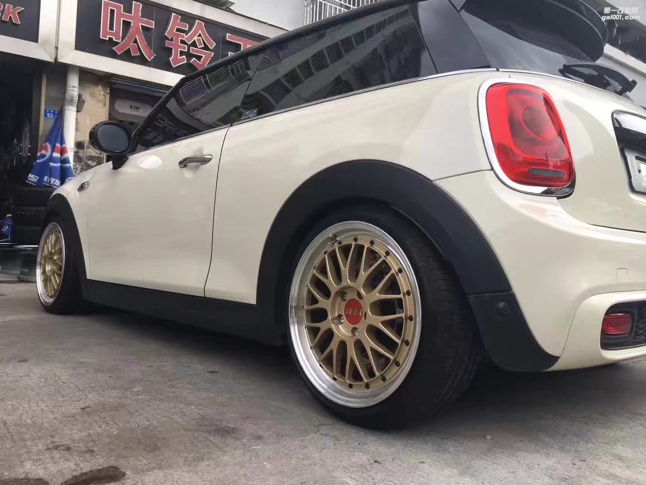 MIini，裝 全新 BBS LM 18寸 ，完工！