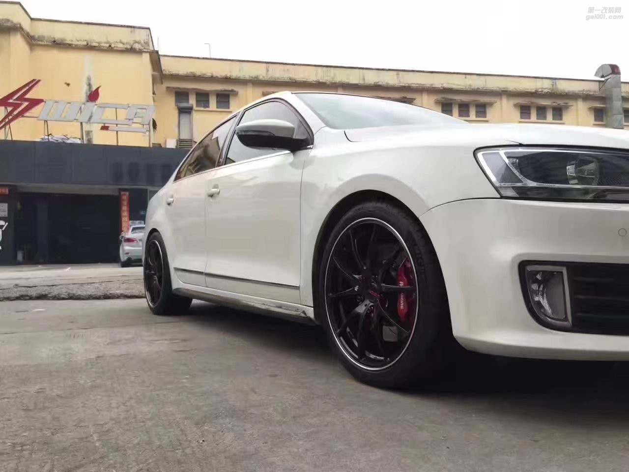 大眾，換 RAYS  G25 完工！