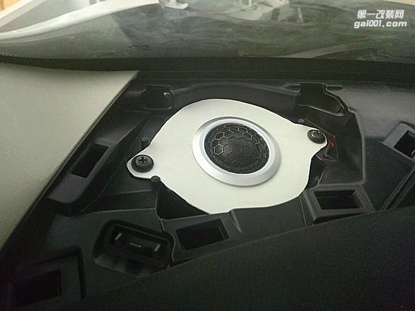 清远汽车音响改装隔音升级-马自达CX5经典改装-清远至上音乐