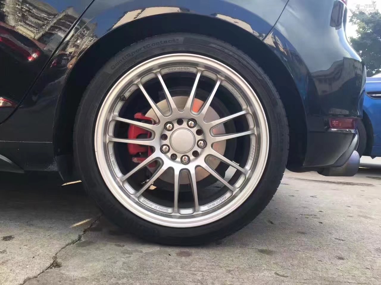 大眾,換 RE30 18寸 完 工 !