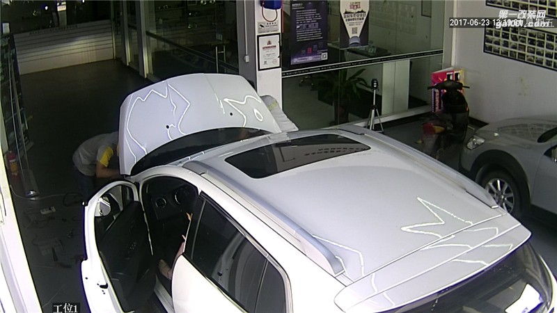 車燈改裝只看價格就好了？中山清風(fēng)車影燈改告訴你什么是專業(yè)改燈店！
