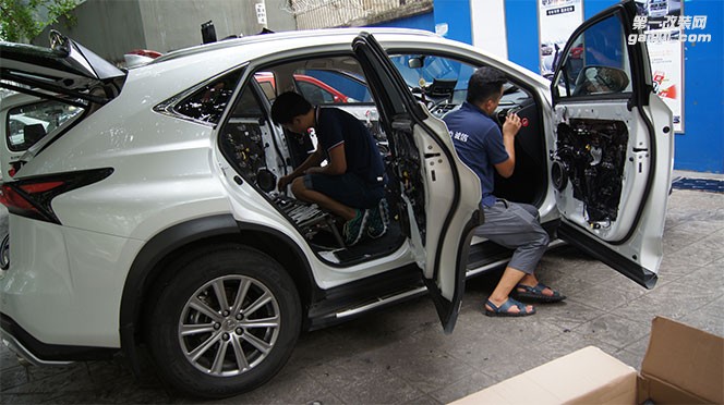 成都雷克薩斯NX200全車隔音改裝