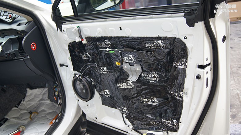 成都雷克薩斯NX200全車隔音改裝