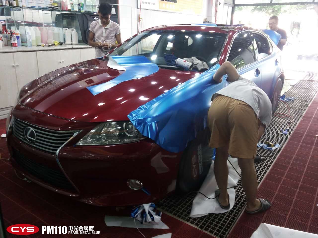 四川成都車(chē)衣裳雷克薩斯ES250電光藍(lán)PM110汽車(chē)改色貼膜