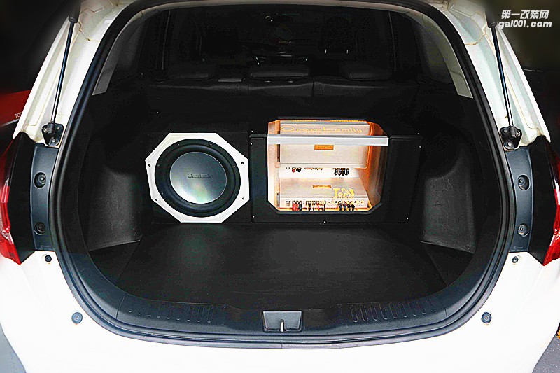 清遠(yuǎn)汽車音響改裝隔音升級-本田杰德動聽音質(zhì)-清遠(yuǎn)至上音樂