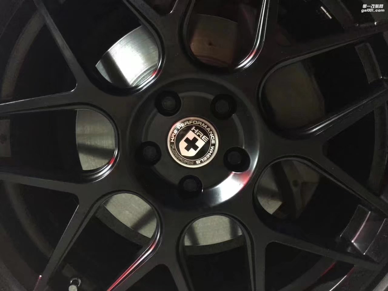 奔馳，裝 美國 HRE  19寸  完工！