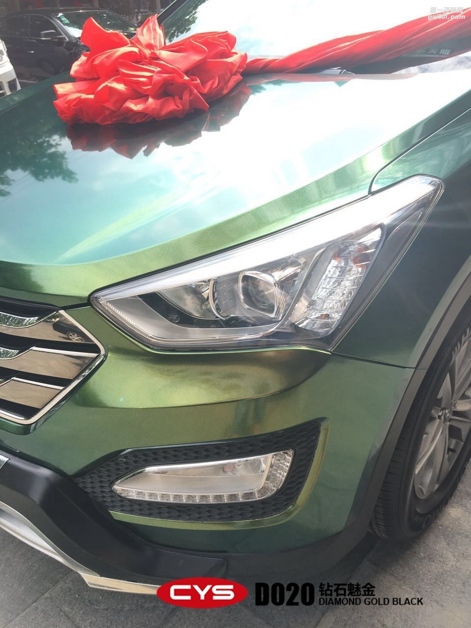 四川成都車衣裳現(xiàn)代全新勝達(dá)鉆石魅金D020汽車改色貼膜