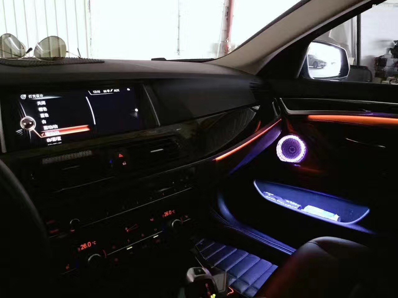 汕頭寶馬BMW525LI汽車音響燈光新玩法，靚得讓人無法拒絕，汕頭潮南車韻汽車音響隔音個性設計