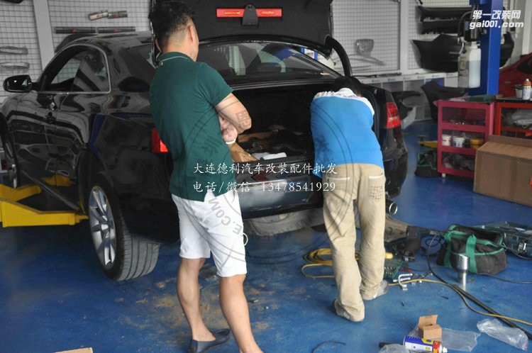 奧迪A5改裝四出排氣管 好馬配好鞍好漂亮