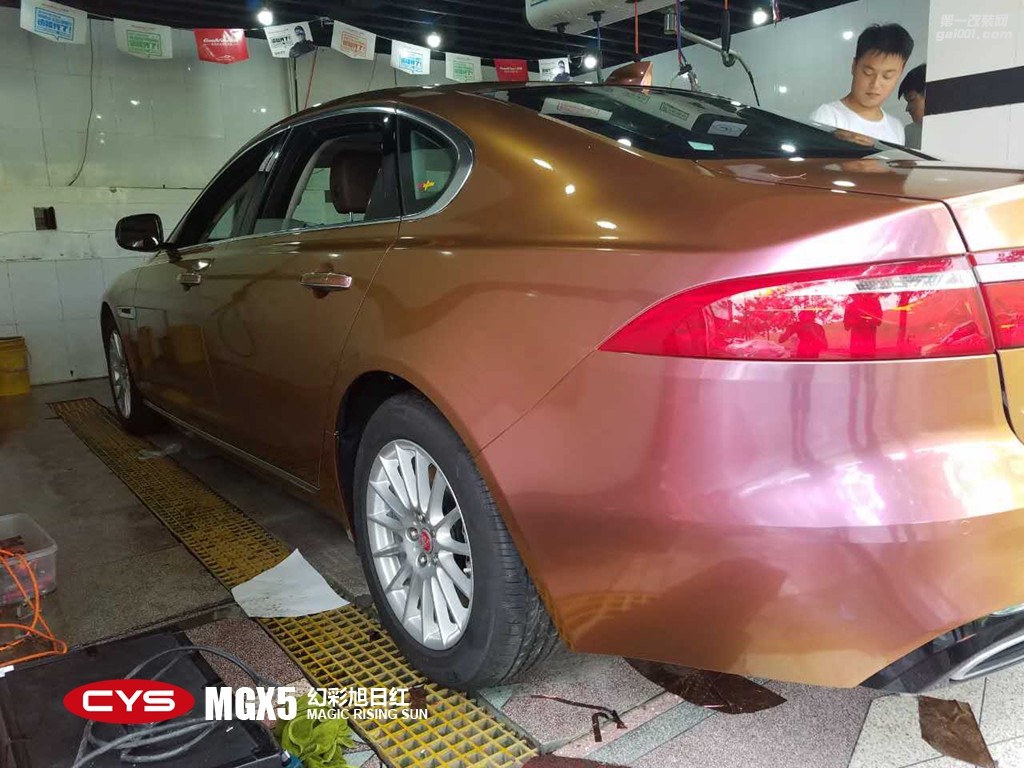 北京捷豹XFL CYS幻彩旭日紅 MGX5 汽車改色貼膜