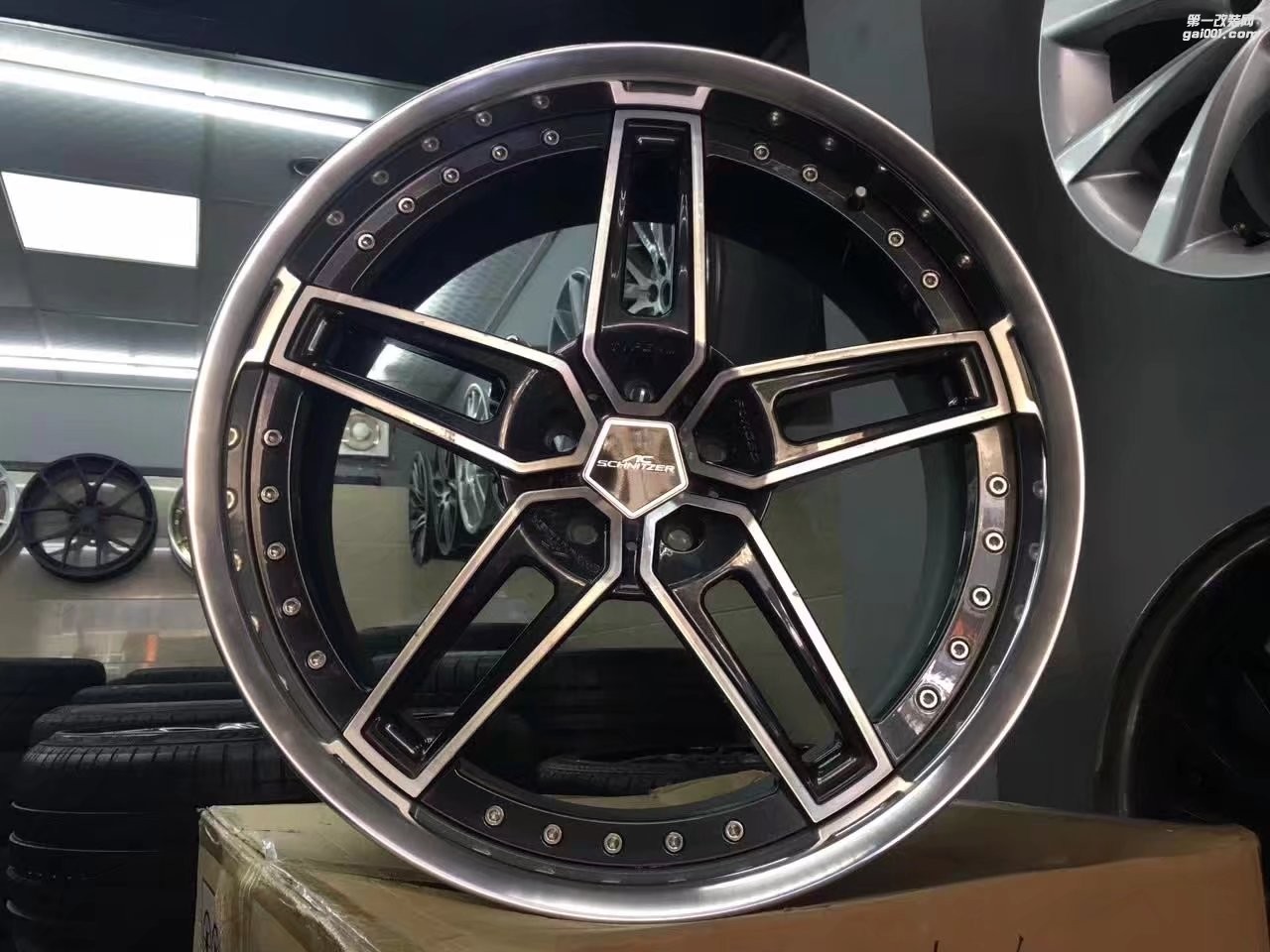 意大利 AC 22寸  鍛造 全新未裝車．運(yùn)輸搞花．