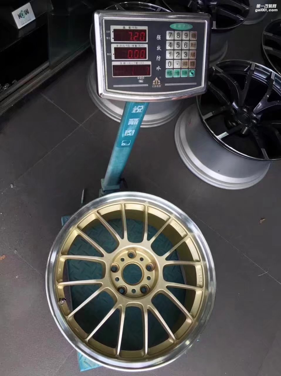 二手，極品，鍛造 RAYS LE37K  重7.2KG  18寸x7.5J ET40 5×114.3  or 5×112