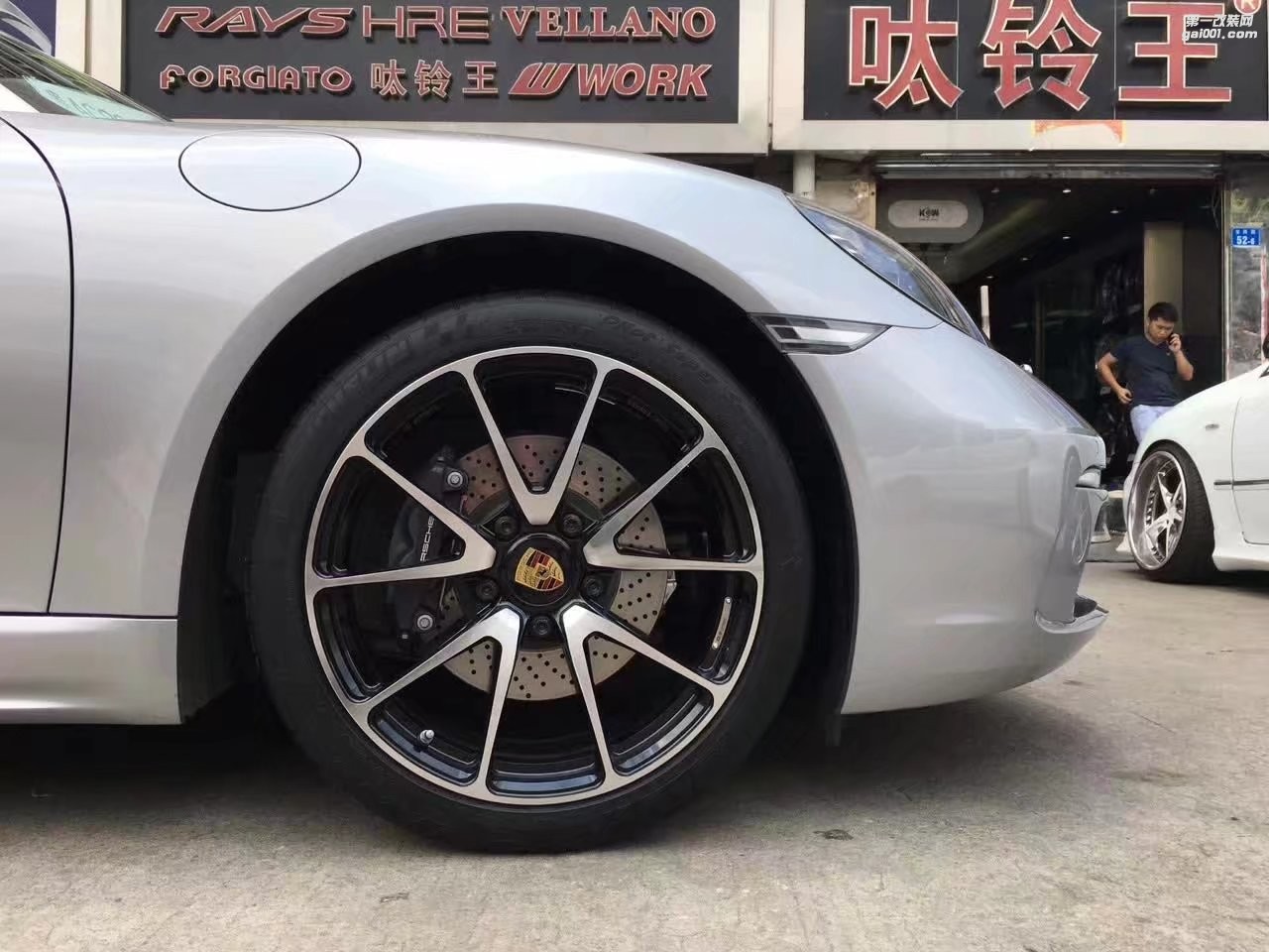 保時捷 ，裝 限量款 TWS 全新 19寸 完工！