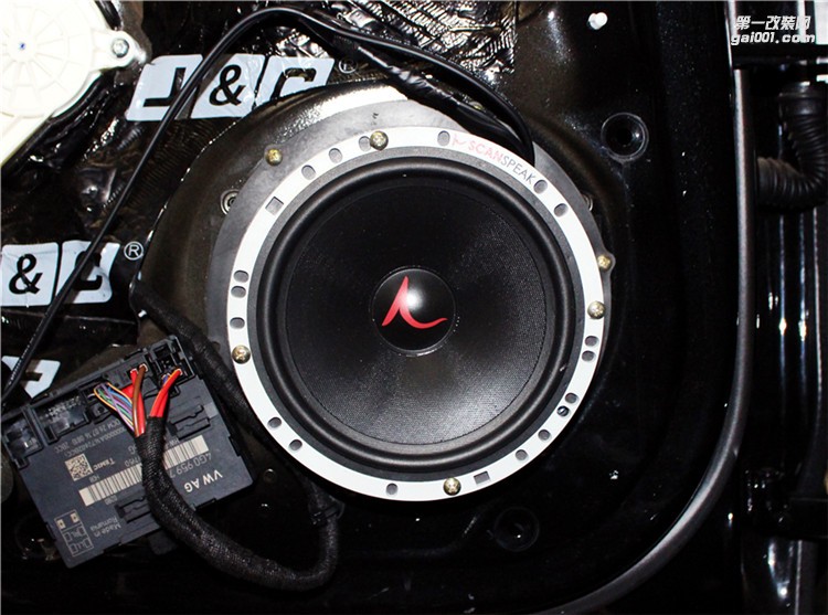 濰坊汽車(chē)音響改裝 奧迪A6L音響升級(jí) 濰坊天成佳音