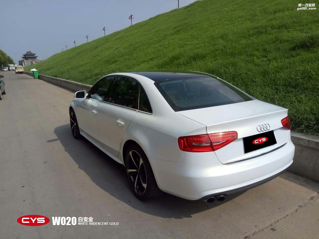 北京奧迪A4L CYS白變金 W020 汽車(chē)改色貼膜