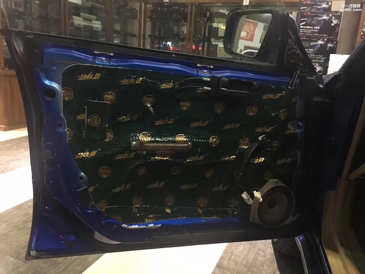 大能隔音核心金牌技術(shù)服務(wù)店汕頭市星悅汽車音響升級(jí)中心斯巴魯改裝大能超級(jí)盾隔音讓噪音遠(yuǎn)去寧?kù)o歸來(lái)