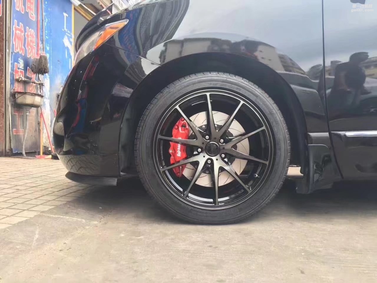 日產(chǎn)，裝 全新 RAYS  G25  完工！