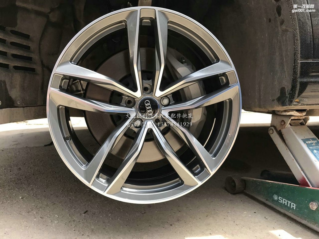 新款?yuàn)W迪Q7升級(jí)20寸鍛造輪轂
