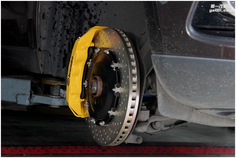 海亞：奧迪 Q5 升級(jí) 意大利原裝正品布雷博brembo GT6 380X34 打孔浮動(dòng)碟