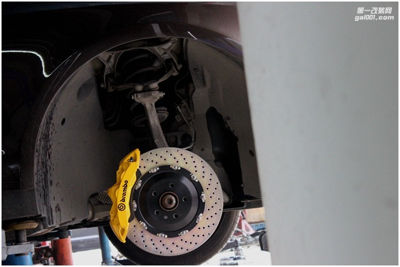 海亞：奧迪 Q5 升級(jí) 意大利原裝正品布雷博brembo GT6 380X34 打孔浮動(dòng)碟