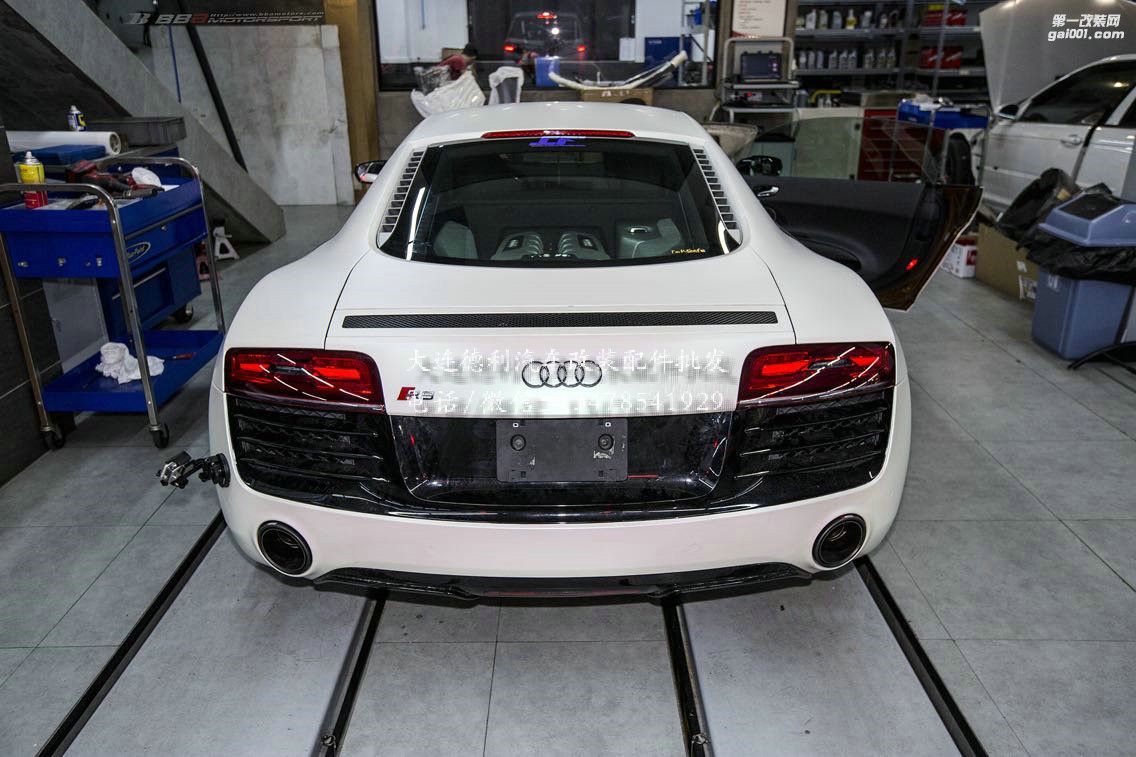 奧迪 R8 V10改裝天蝎 Akrapovic中尾段排氣