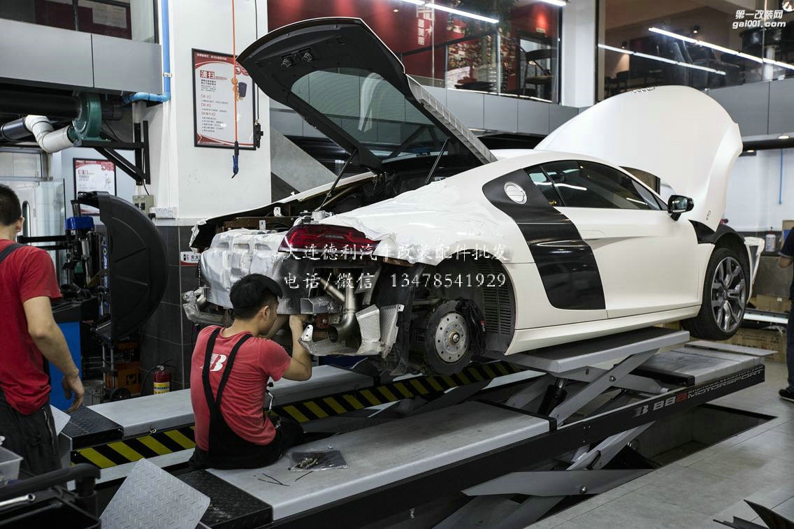 奧迪 R8 V10改裝天蝎 Akrapovic中尾段排氣