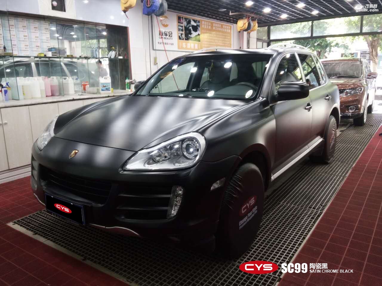 北京保時捷卡宴 CYS陶瓷黑 SC99 汽車改色貼膜