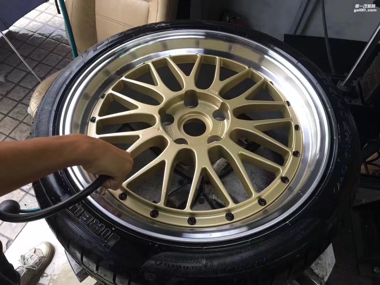 寶馬，換 日本 BBS  完工！  BBS  LM 全新 19寸 ? 倍耐力 PO